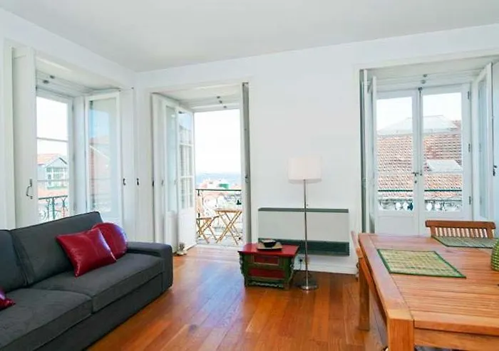 Апарт-отель Dream Chiado 3*