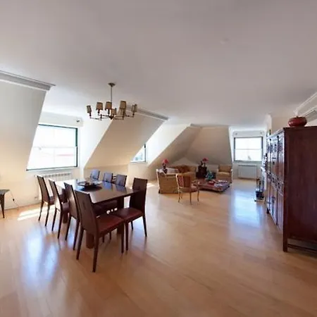 Apartment Dream Chiado